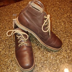 Timberland Earthkeepers brown Chukka boots EUC…